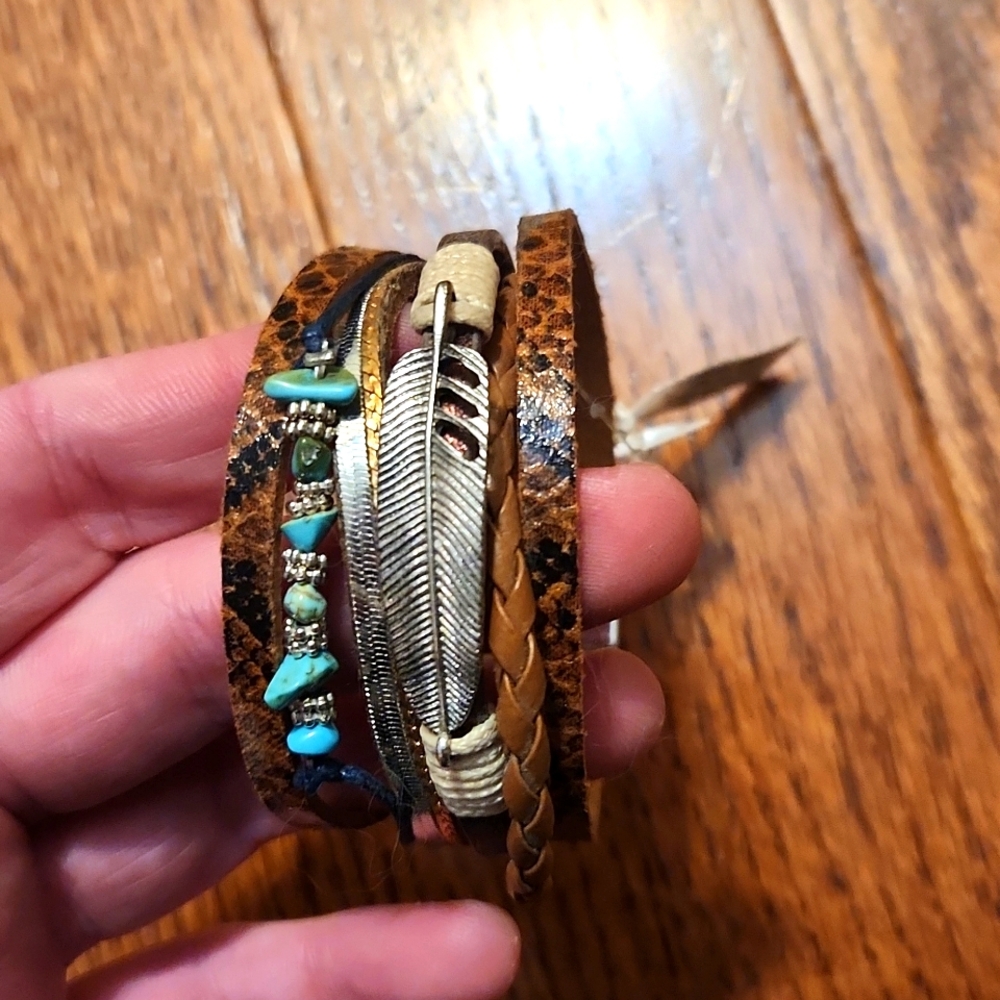 Bracelet